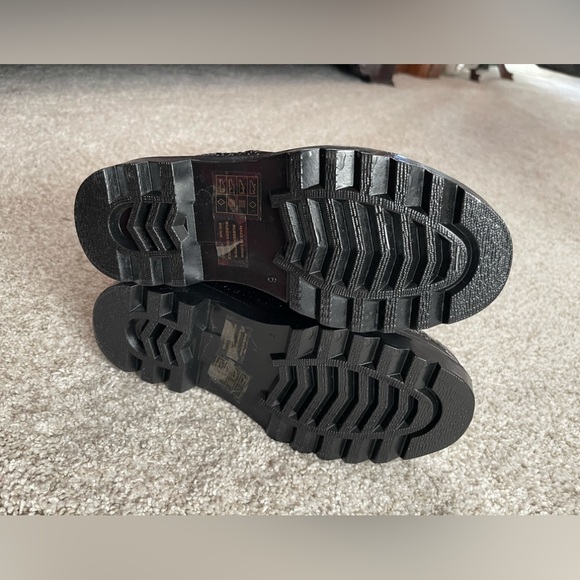 Micheal Micheal Kors Black Glossy Rain Boots Size 6/7 - Picture 13 of 14